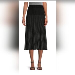 NWT MAX STUDIO Ribbed Knit Skirt, Size S